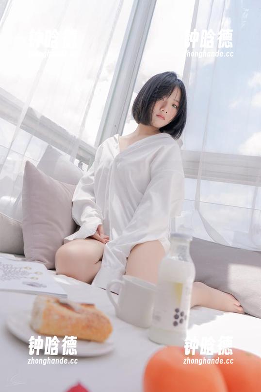 Messie Huang Messie Huang这组天台美图真的是在线让我打破了所有对于“城市”的刻板印象。